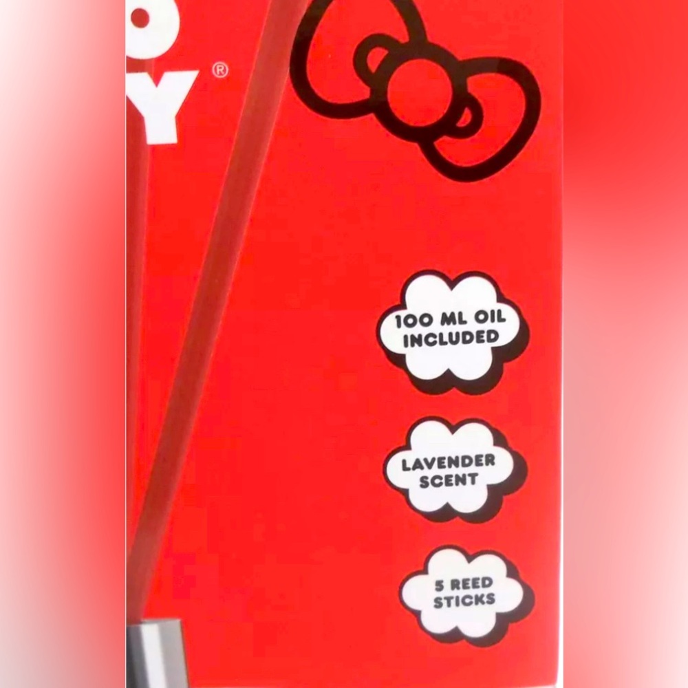 🎀{HELLO KITTY} Reed Diffuser! - Picture 2 of 4